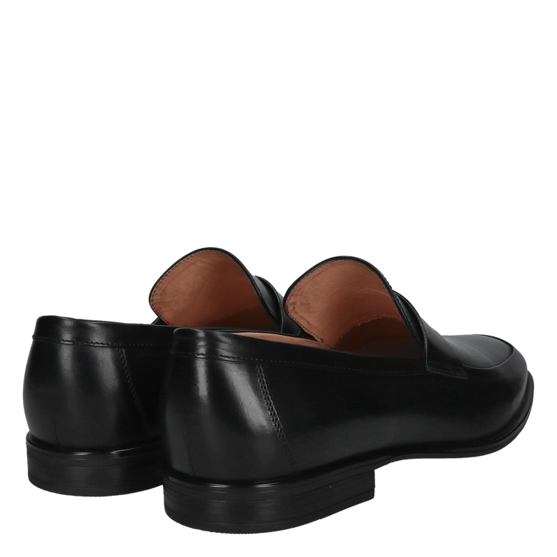 Męskie loafersy czarne, skórzane mokasyny z kwadratowym noskiem