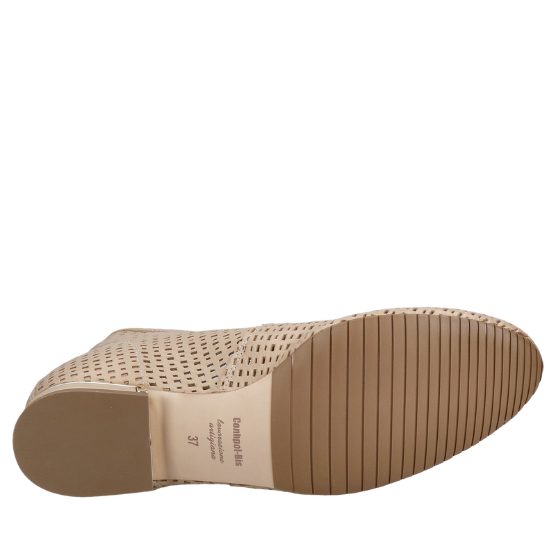 Beżowe botki ze skóry licowej, nieocieplane, polski producent Conhpol