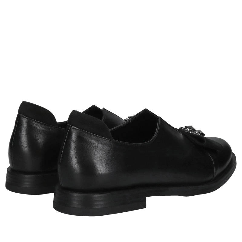 Stylowe i komfortowe wsuwane buty damskie z wyjątkową ozdobą Stylowe i komfortowe wsuwane buty damskie z wyjątkową ozdobą