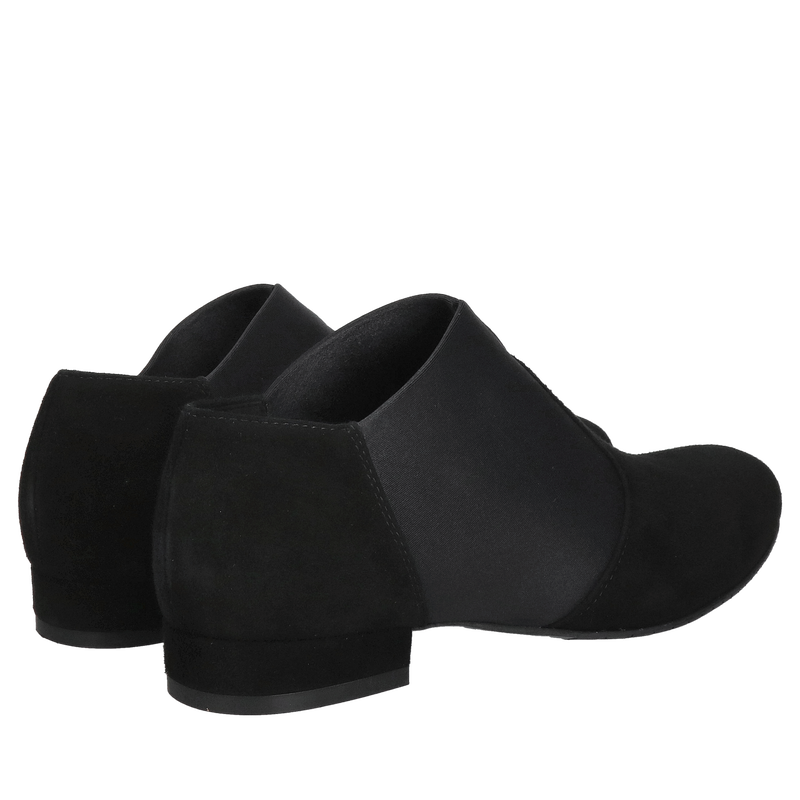 Eleganckie półbuty damskie wsuwane na niskim obcasie, komfortowe i stylowe