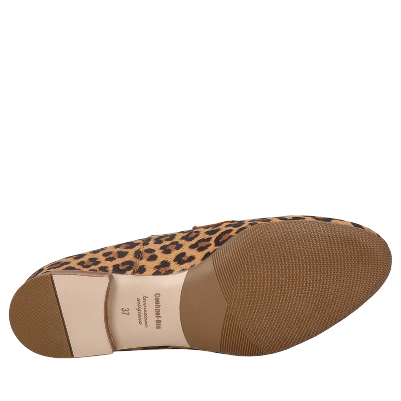 Wyjątkowe loufersy z printem panterki, ze skóry naturalnej , wygodne i stylowe