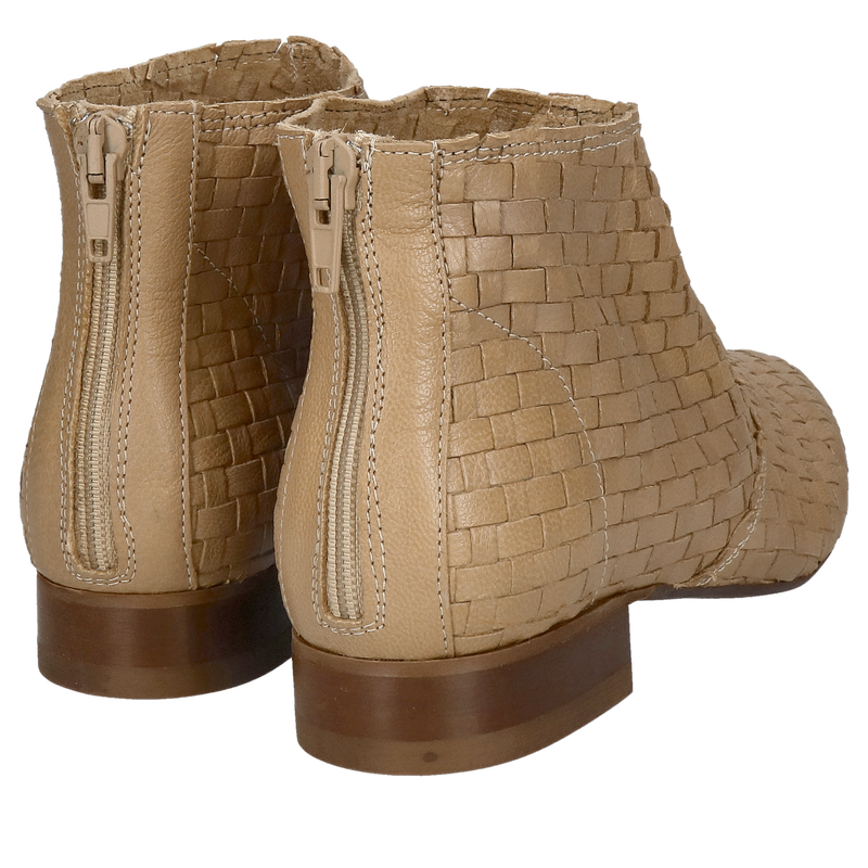 Całoroczne buty ręcznie plecione na ciepłe letnie dni, Conhpol Bis, Konopka Shoes