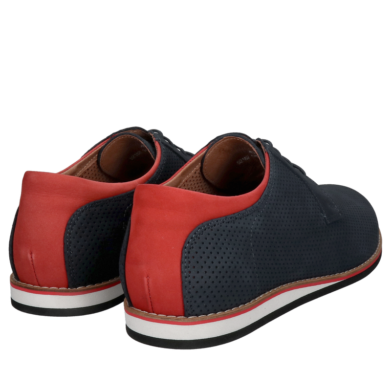 Wygodne i lekkie buty na lato, skóra zamszowa dziurkowana