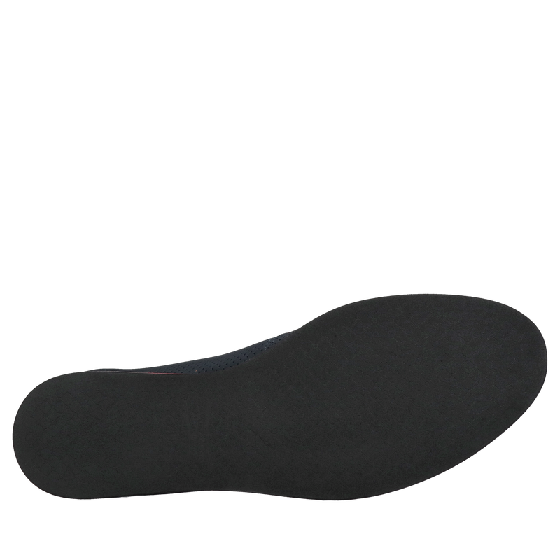 Wygodne i lekkie buty na lato, skóra zamszowa dziurkowana