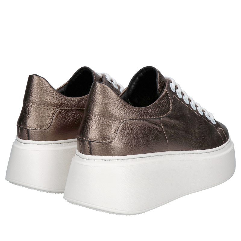 Damskie sportowe buty na grubej białej podeszwie, wygodne i komfortowe ze skóry naturalnej Conhpol Bis