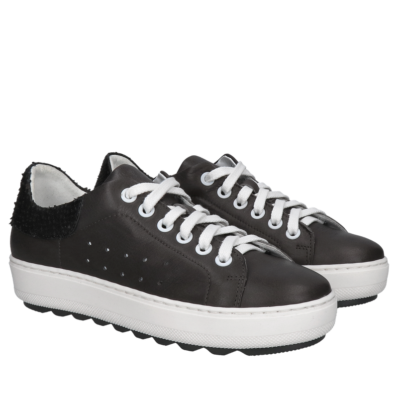 Damskie buty sportowe sznurowane ze skóry naturalnej, komfortowe i modne, polski producent obuwia Conhpol Bis