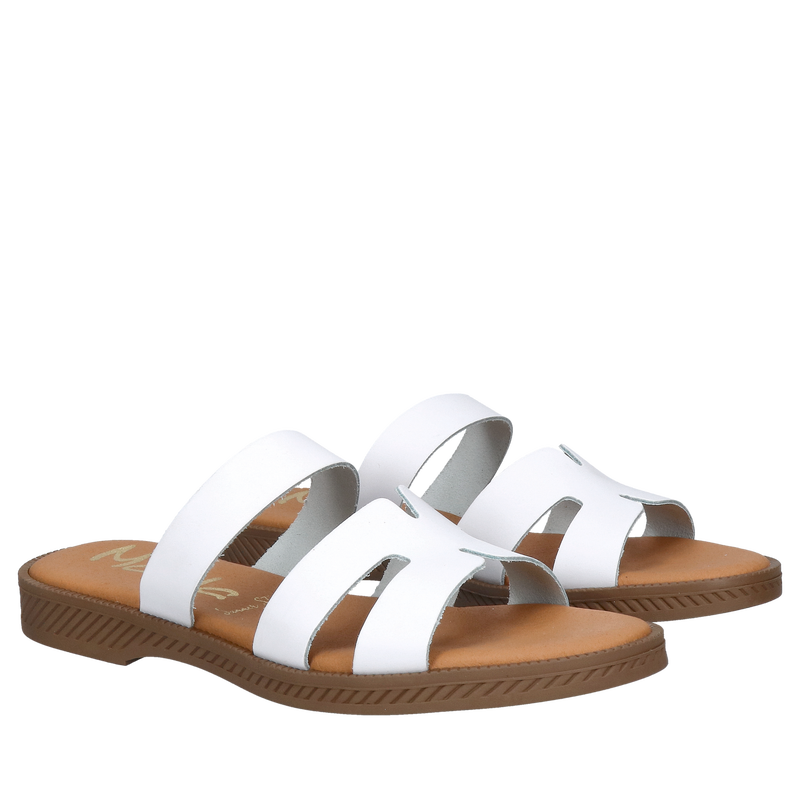 Wygodne klapki skórzane na płaskiej podeszwie - idealne na lato