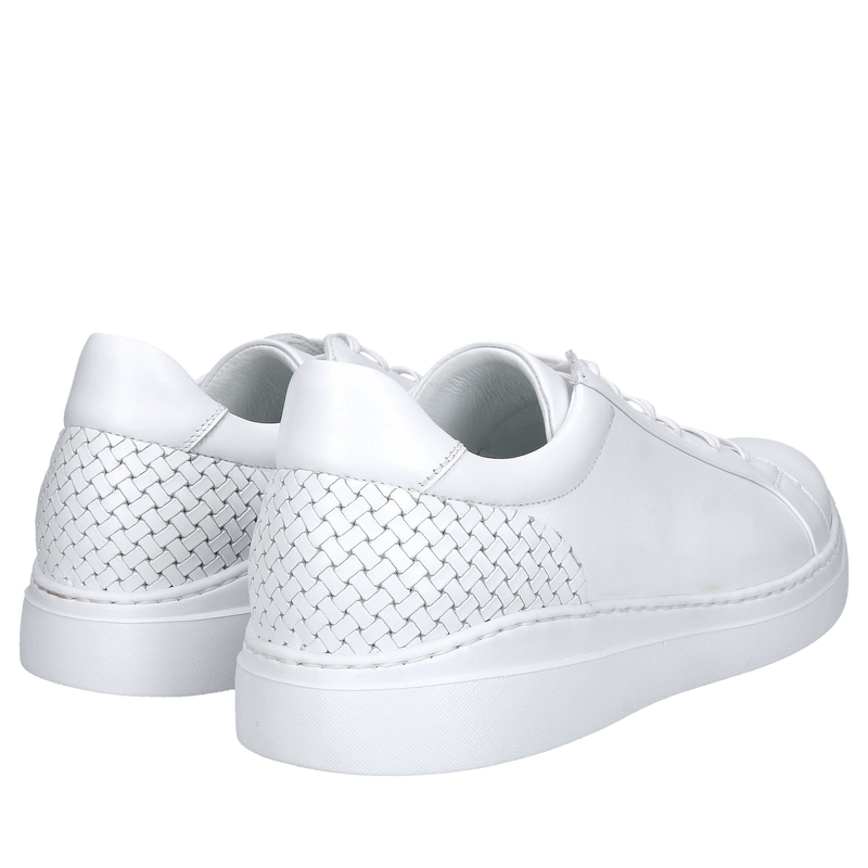 Sportowe męskie buty ze skóry na grubej lekkiej podeszwie białej