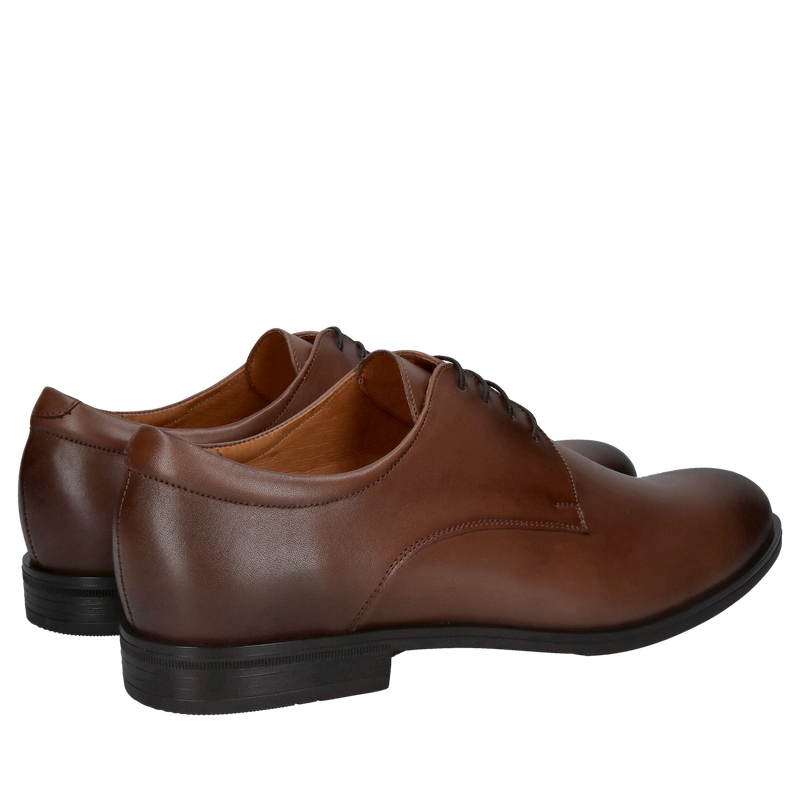 Buty na szeroką stopę i wysokie podbicie, eleganckie buty męskie do garnituru Conhpol, polski producent obuwia skórzanego Buty na szeroką stopę i wysokie podbicie, eleganckie buty męskie do garnituru Conhpol, polski producent obuwia skórzanego