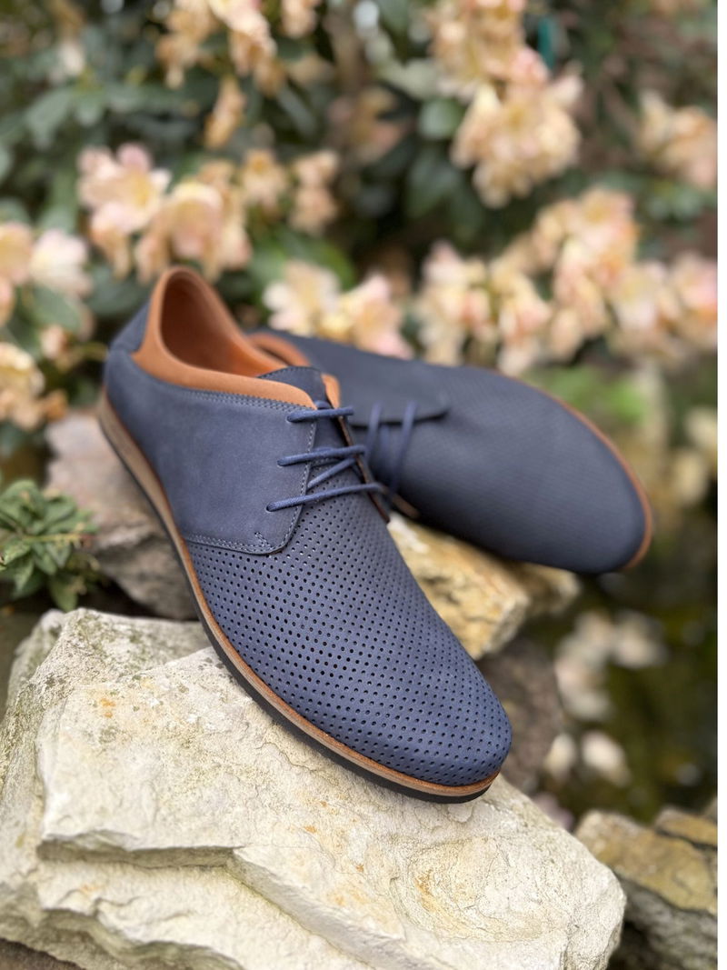 Lekkie i wygodne buty męskie, dziurkowane i przewiewne, skóra naturalna, polska produkcja Conhpol