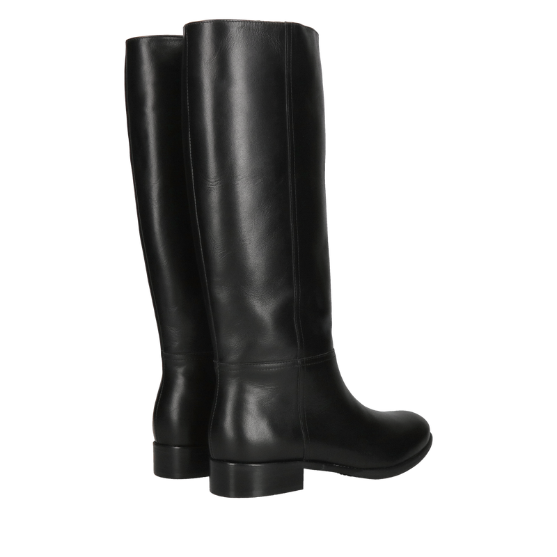 Kozaki damskie skórzane z szeroką cholewą, wysoka jakość i komfort