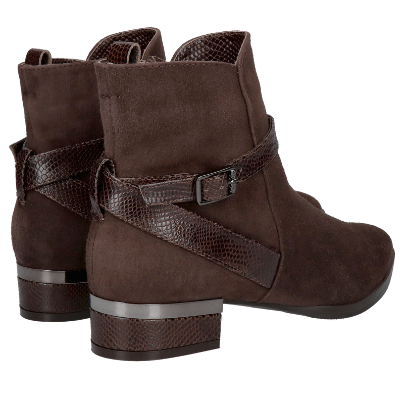 Modne zamszowe botki do szpica, ocieplane od polskiego producenta