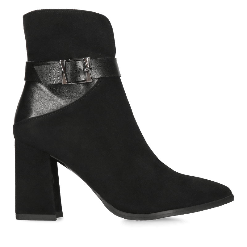 Botki zamszowe na wysokim stailnym słupku z efektywną ozdobą