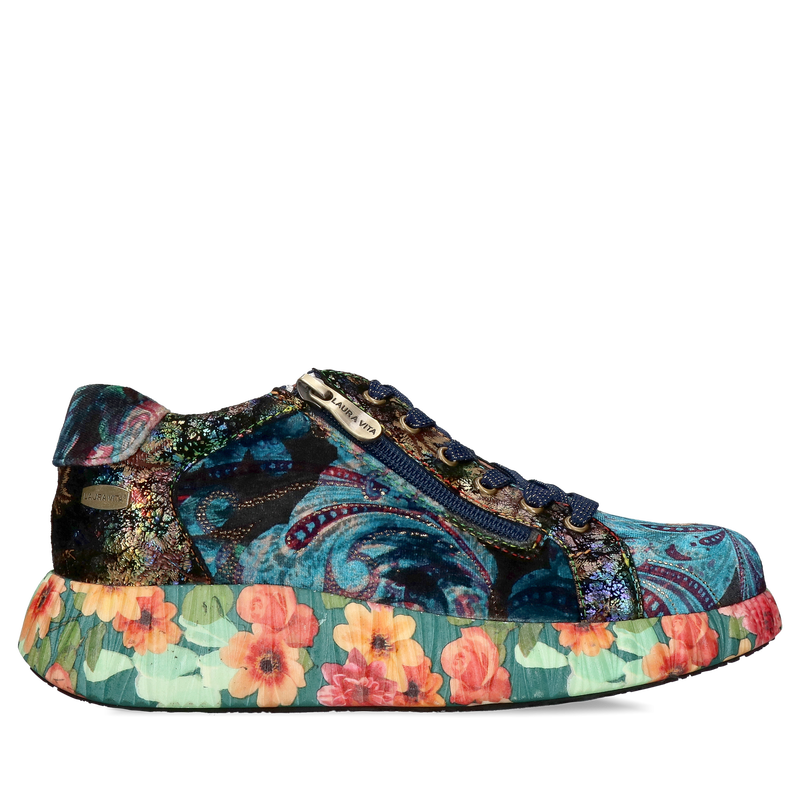 Sportowe obuwie damskie w wyjątkowym kolorze z funkcyjnym zamkiem z przodu