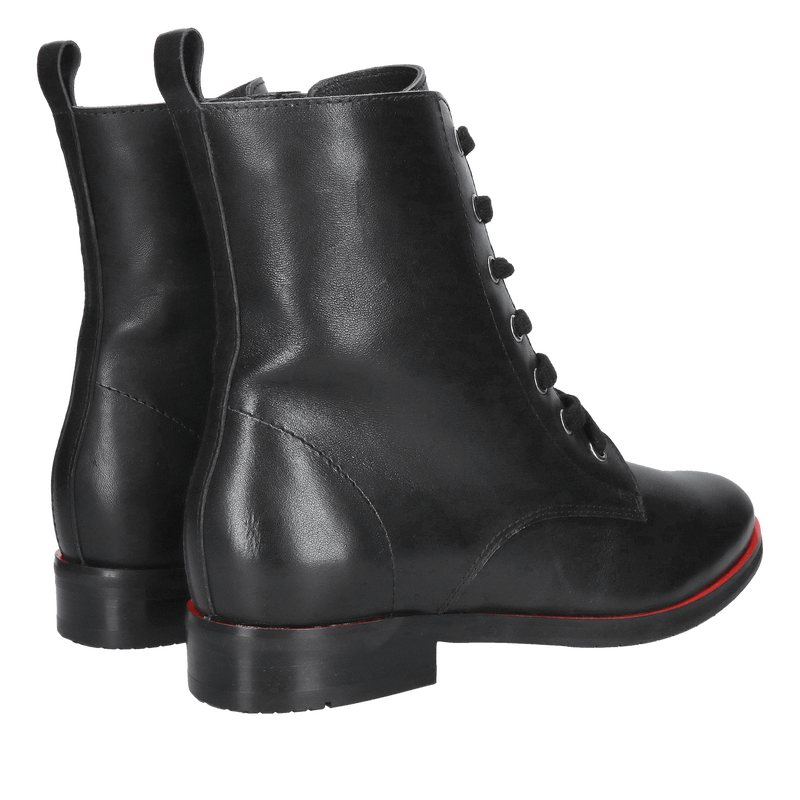 Botki czarne damskie, eleganckie trzewiki sznurowane ze skóry naturalnej od polskiego producenta, Konopka Shoes