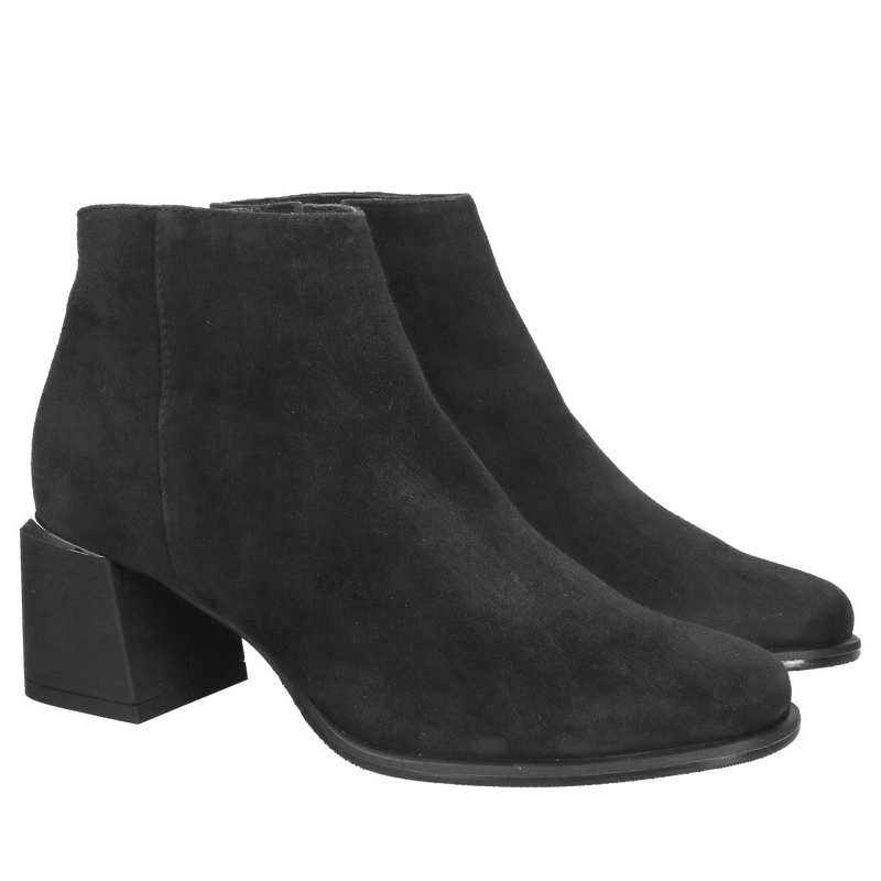 Botki damskie na obcasie z zamszowej skóry, wygodne i miękkie