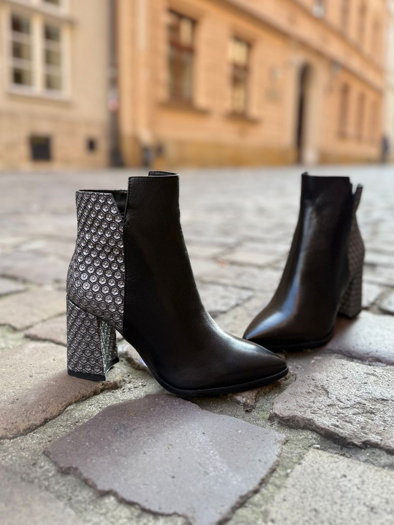 Eleganckie czarne botki na słupku, botki damskie zimowe