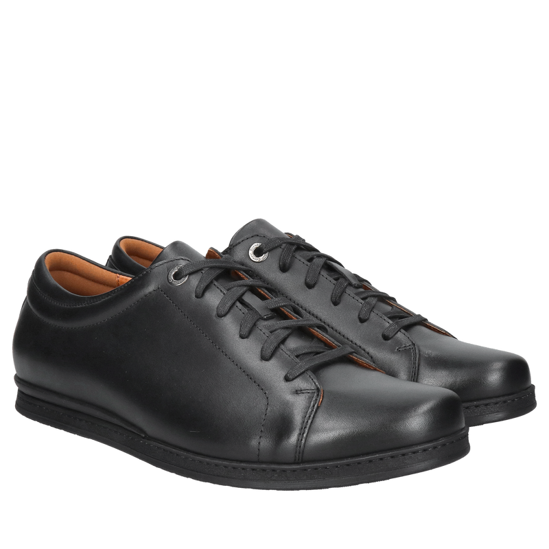 Czarne buty męskie ze skóry, wygodne półbuty męskie na co dzień