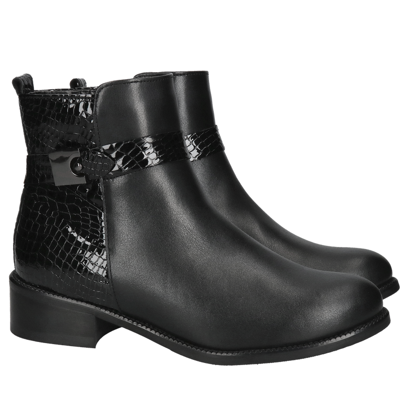 Czarny klasyczny i elegancki botek damski na jesień, botek damski ze skóry od polskiego producenta