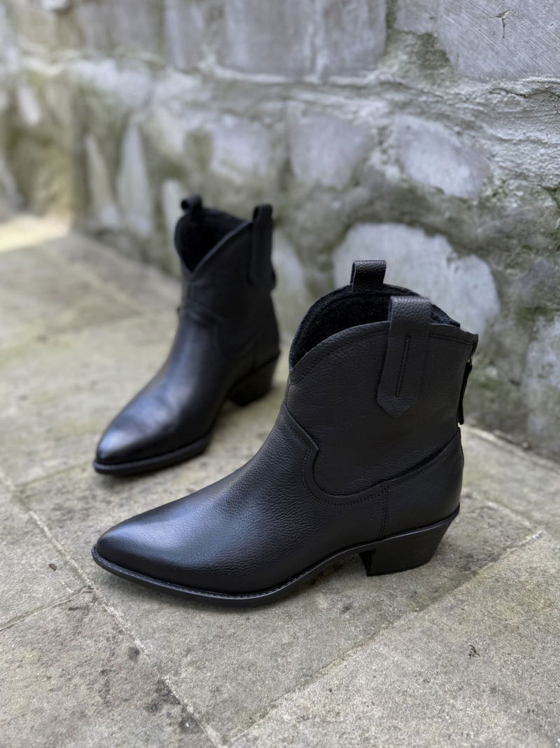 Damskie kowbojki czarne, wygodne botki damskie, Konopka shoes