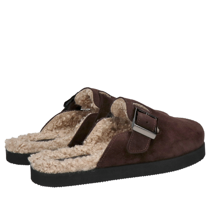 Mule klapki czekoladowe z futrem, wygodne mule ze skóry, Konopka Shoes