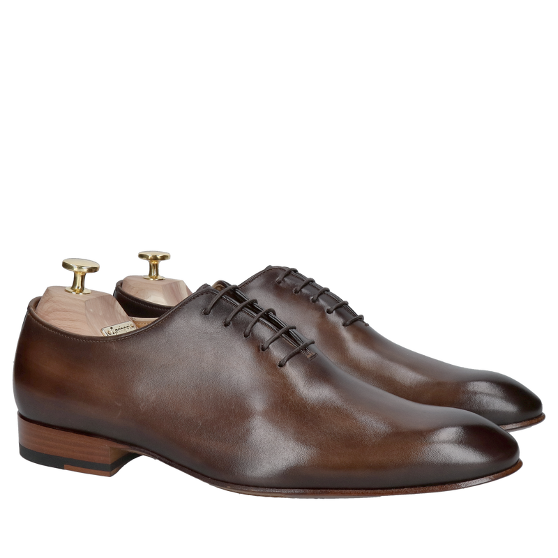 Wizytowe buty męskie typu lotnik na skórzanej podeszwie, garniturowe buty męskie ciemny brąz, ręcznie malowane