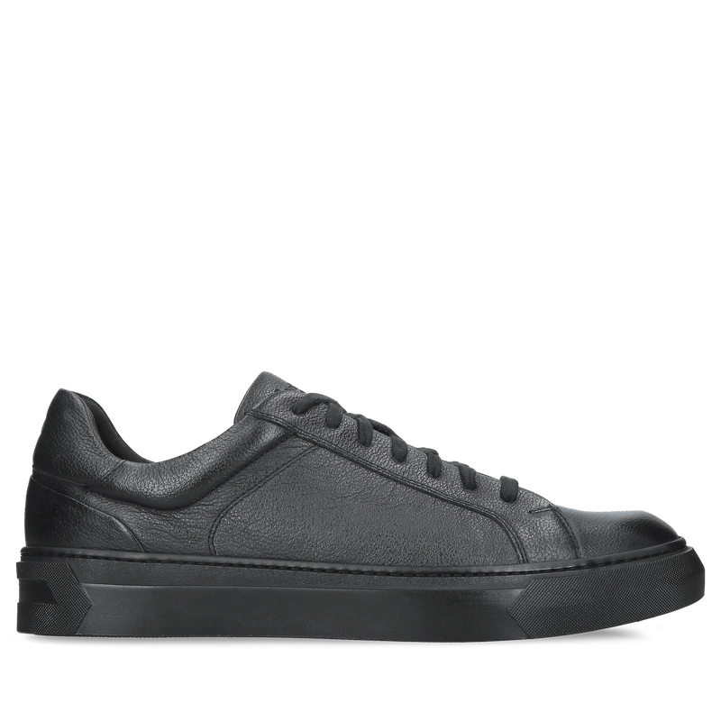 Czarne męskie sneakersy skórzane, modne i wygodne sneakersy na czarnej podeszwie