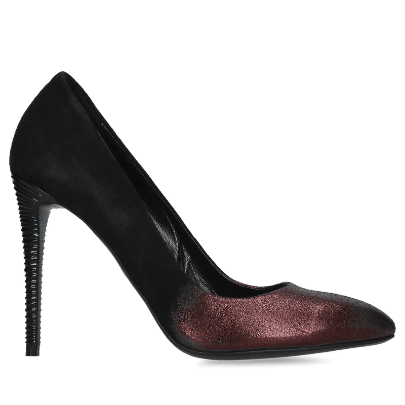 Wyjątykowe damskie szpilki na ozdobnym obcasie w kolorze czarnego zamszu połączonego z mieniącym bordem, Konopka Shoes