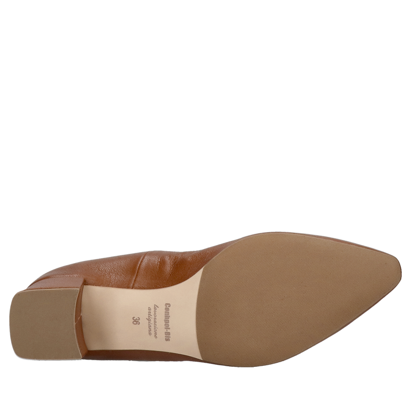 Buty damskie na niskim klocku w kolorze rudym, wygodne damskie czółenka z miękkiej skóry, Konopka Shoes