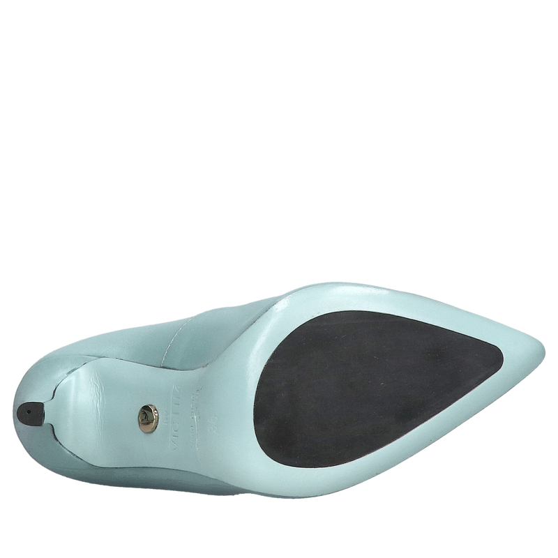 Wysokie błękitne szpilki na skórzanej podeszwie, luksusowe szpilki z niebieską podeszwą