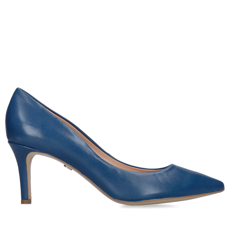 Czółenka do szpica, wygodne granatowe szpilki ze skóry na niskim obcasie