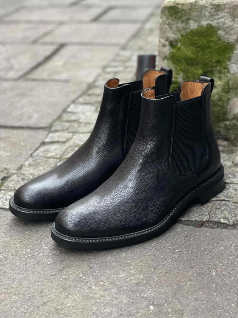 Sztyblety czarne męskie na gumki, wygodne trzewiki na co dzień ze skóry