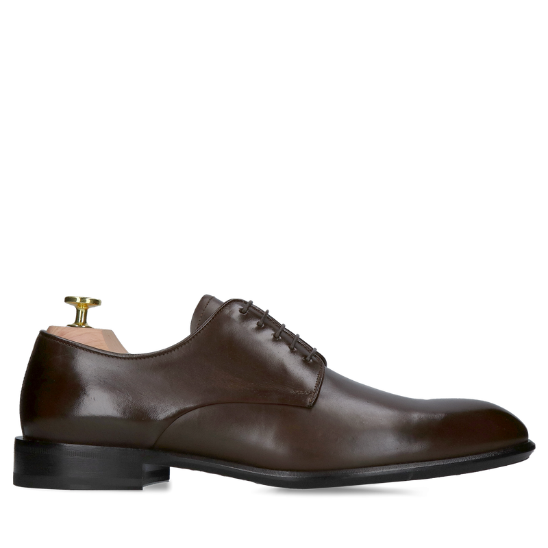 Buty premium na skórzanej podeszwie w kolorze ciemnej czekolady, wysoka jakość i polska produkcja, buty premium do ślubu