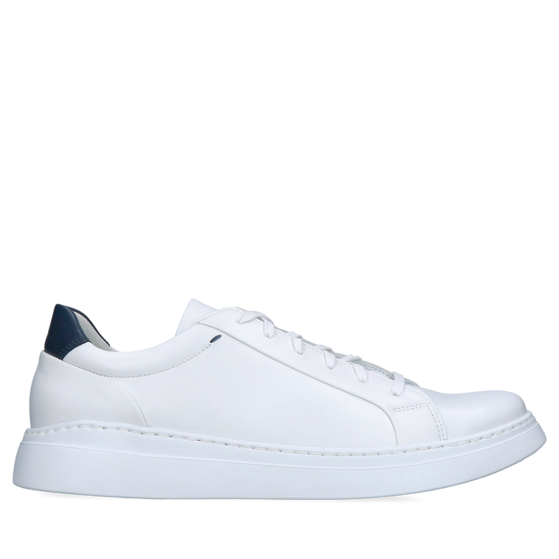 Białe męskie sneakersy z wyjmowaną wkładką, lekkie i miękkie