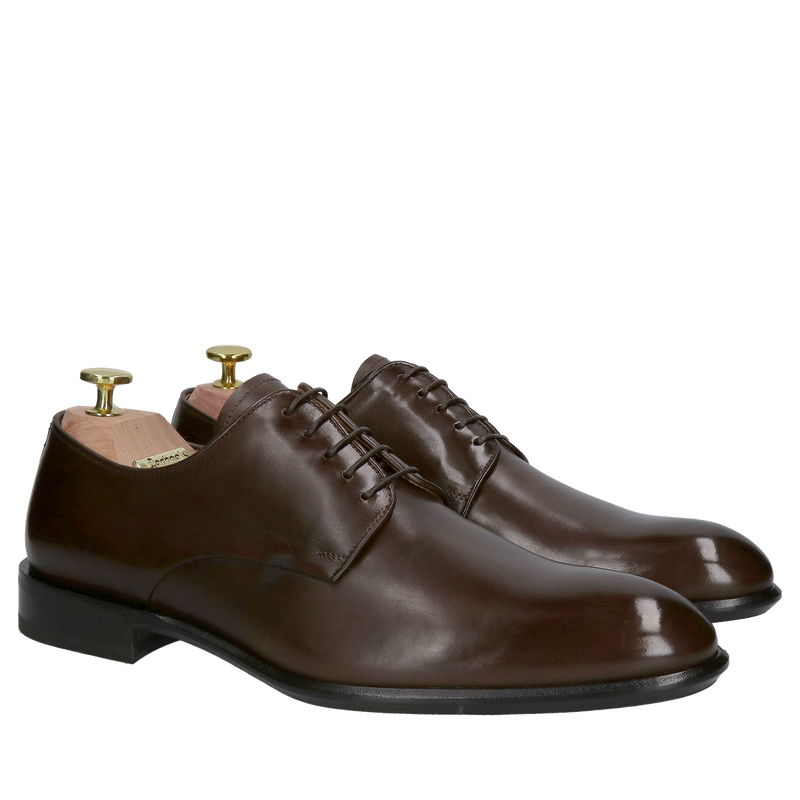 Buty premium na skórzanej podeszwie w kolorze ciemnej czekolady, wysoka jakość i polska produkcja, buty premium do ślubu