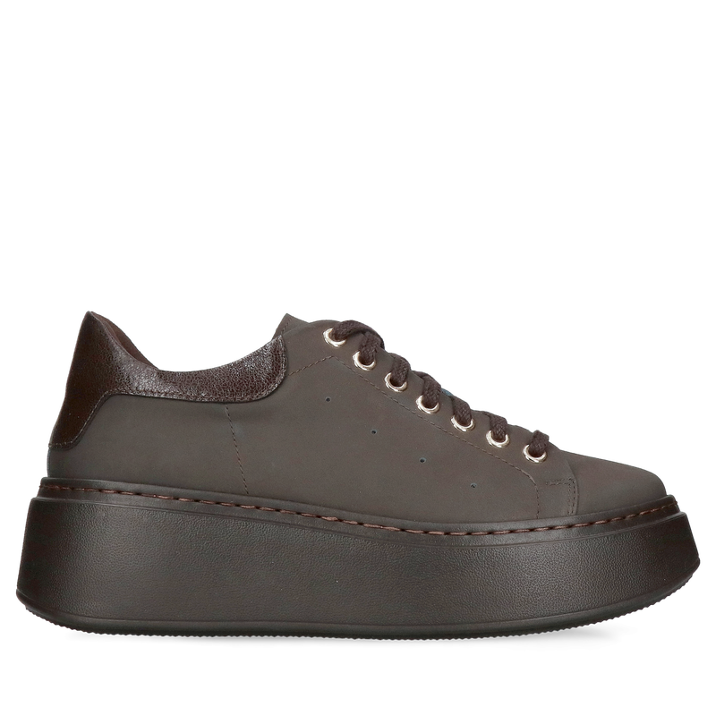 Czekoladowe sneakersy damskie na lekkiej podeszwie. Sportowe buty damskie idealne na co dzień, łączące styl, lekkość i komfort.