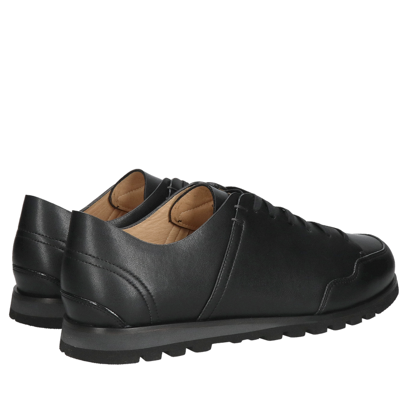 Półbuty męskie na szeroką stopę, wyjątkowo lekkie i wygodne z miękkiej skóry licowej