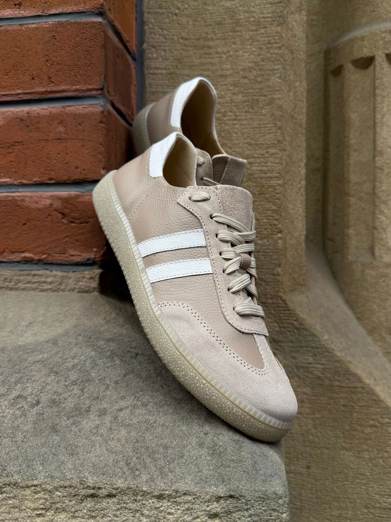 Damskie sneakersy beżowe, modne buty sportowe na co dzień, wygodne buty damskie, Kampa, Konopka Shoes