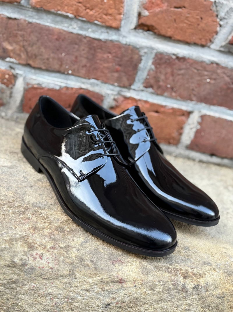 Czarne męskie lakierki do smokingu, eleganckie i wygodne buty męskie, Konopka Shoes