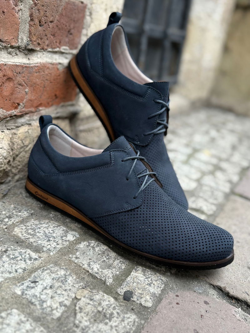 Ażurowane lekkie półbuty męskie na ciepłe dni, wygodne i lekkie buty dziurkowane