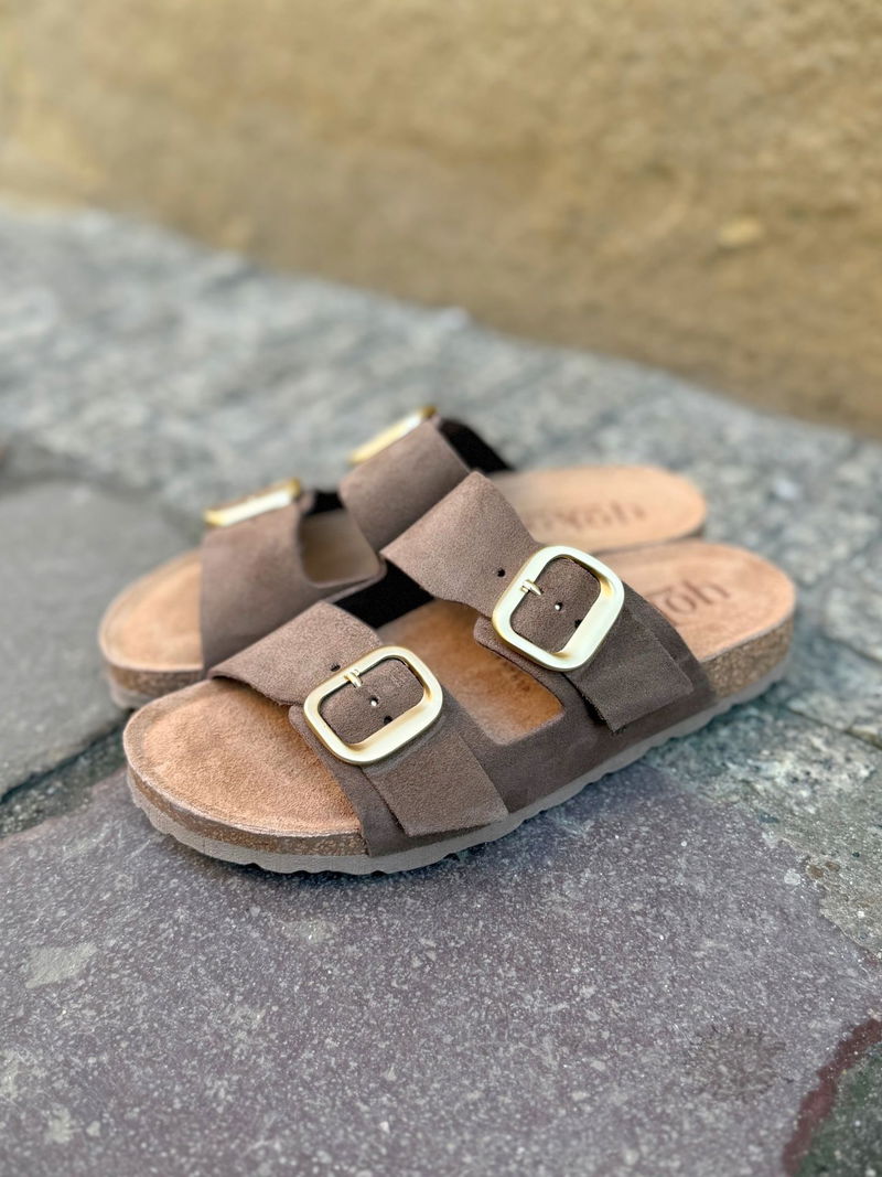 Wygodne klapki damskie na korku ze skóry zamszowej