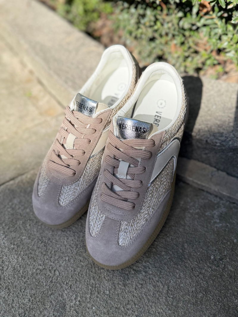 Beżowe damskie letnie sneakersy ze skóry zamszowej oraz przewiewnego materiału