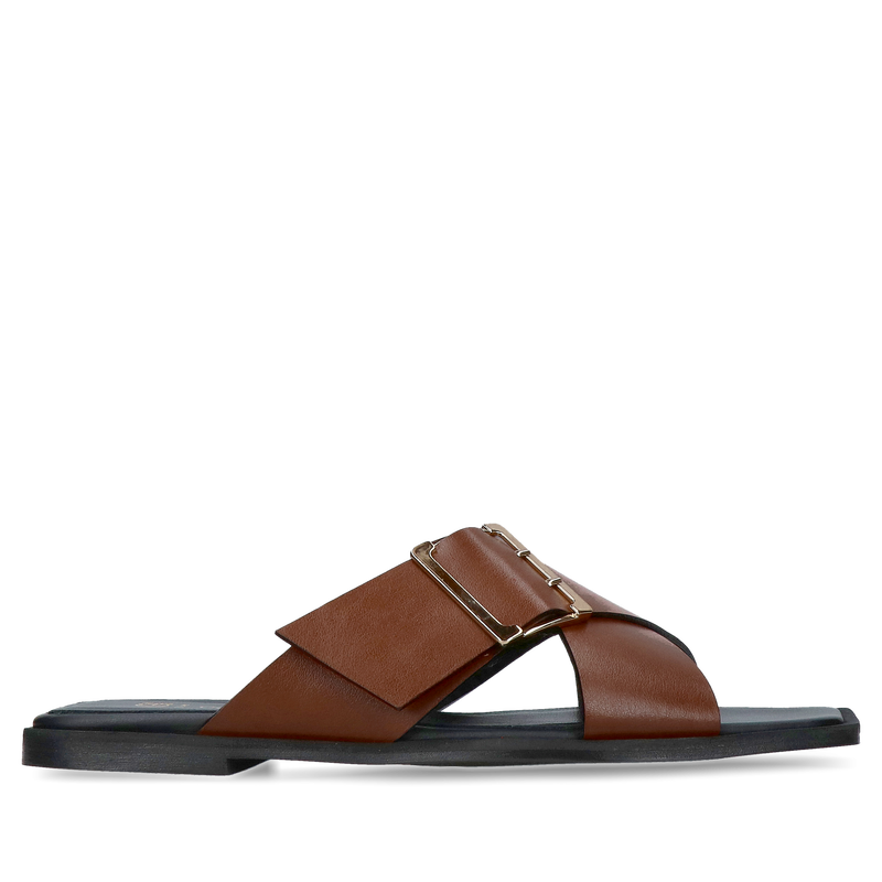 Eleganckie klapki damskie z kwadratowym przodem w kolorze brązu oraz delikatną złotą klamrą