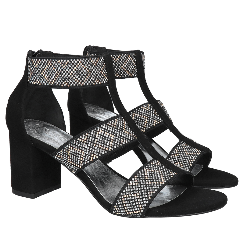 Sandałek na wygodnym szerokim klocku z elastycznymi ozdobnymi gumkami