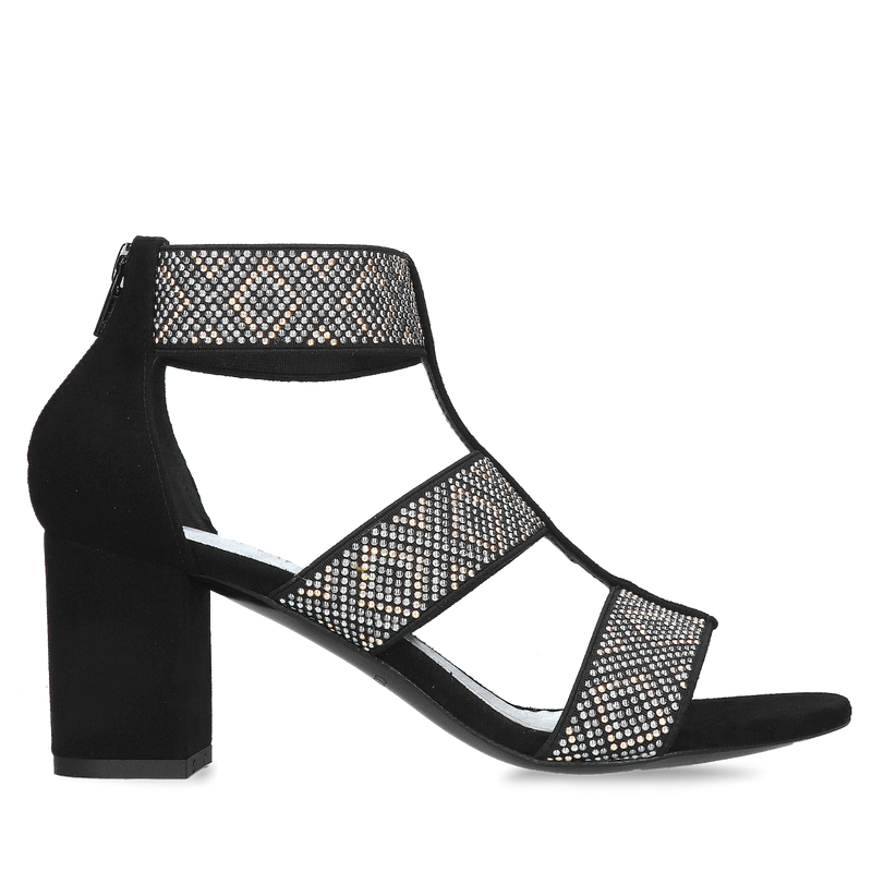 Sandałek na wygodnym szerokim klocku z elastycznymi ozdobnymi gumkami