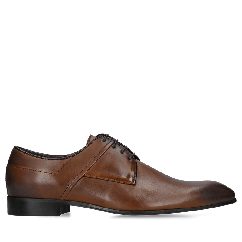 Eleganckie brązowe buty do garnituru, wizytowe buty męskie na wesele i inne uroczystości