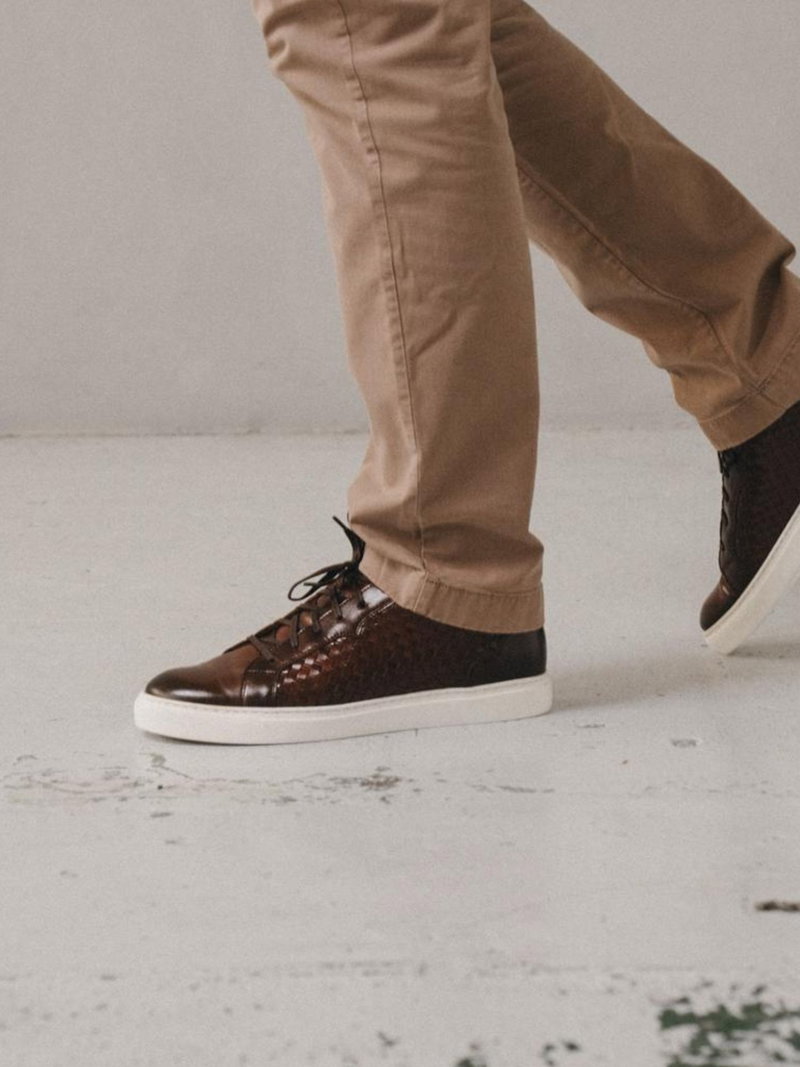 Ręcznie plecione sneakersy męskie premium ze skóry bydlęcej, lekkie i wygodne obuwie smart casual