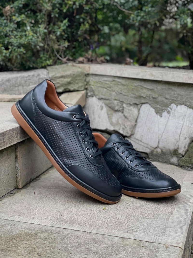 Letnie buty perforacyjne z dziurkami na wylot, skórzane męskie buty na lato