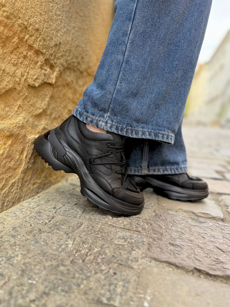 Buty damskie sportowe - polska marka, grube podeszwy, skóra naturalna