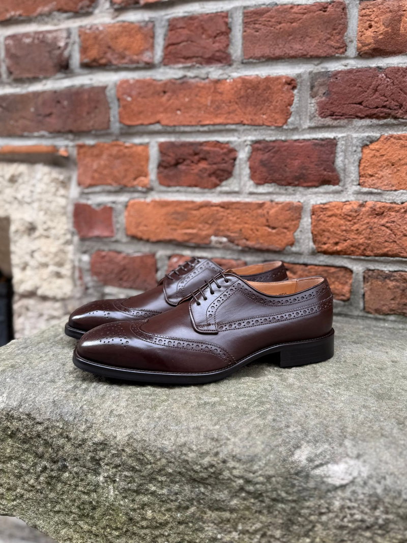 Brązowe eleganckie szkoty męskie premium, ciemno brązowe brogsy męskie od polskiego producenta